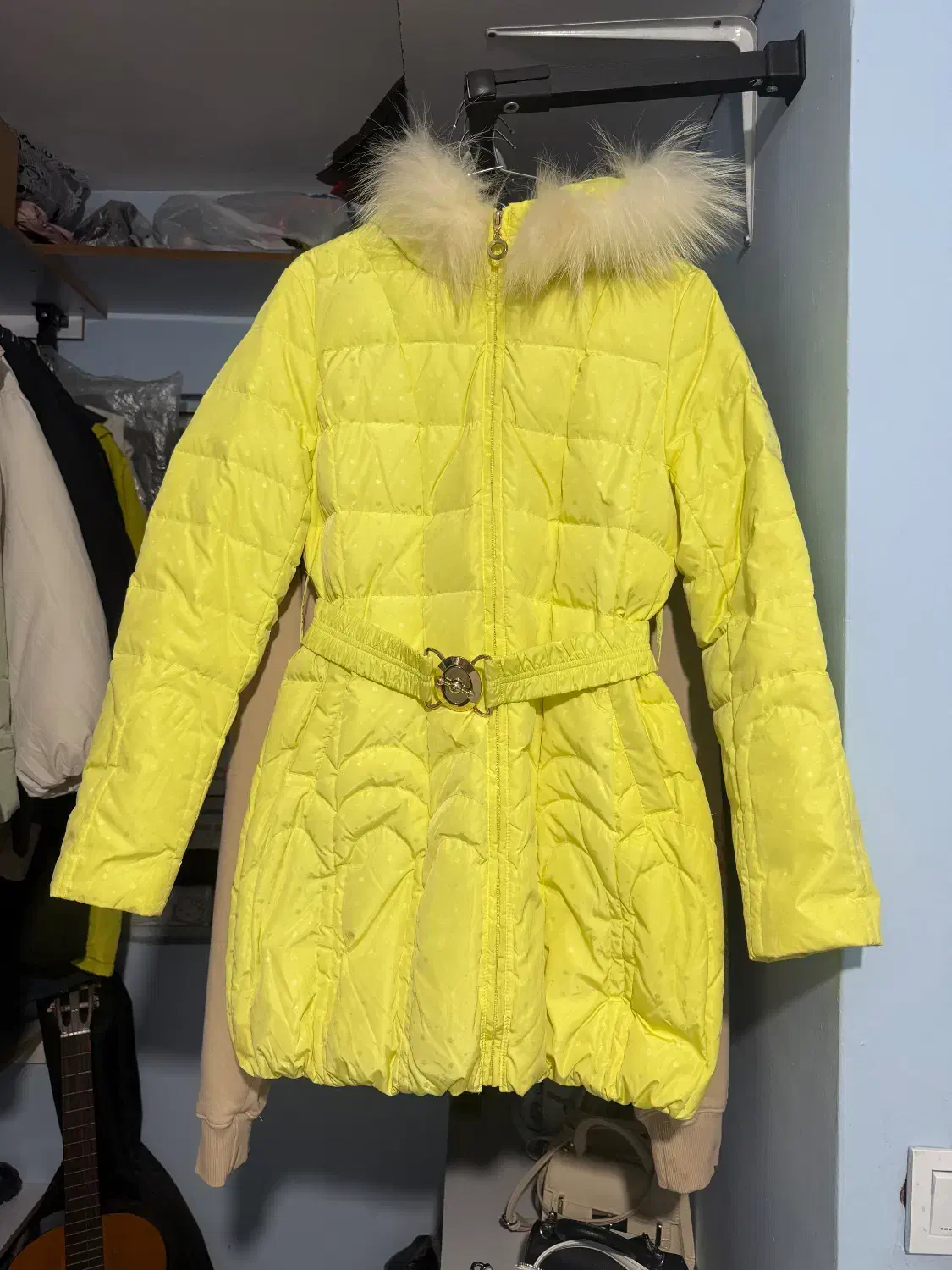 کاپشن خارجی  نو|لباس|گرگان, |دیوار