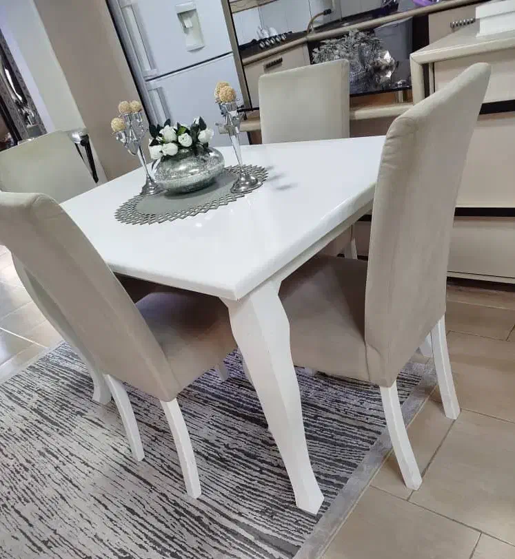 میز نهارخوری ۴ نفره|میز و صندلی غذاخوری|بندر انزلی, متروپل|دیوار