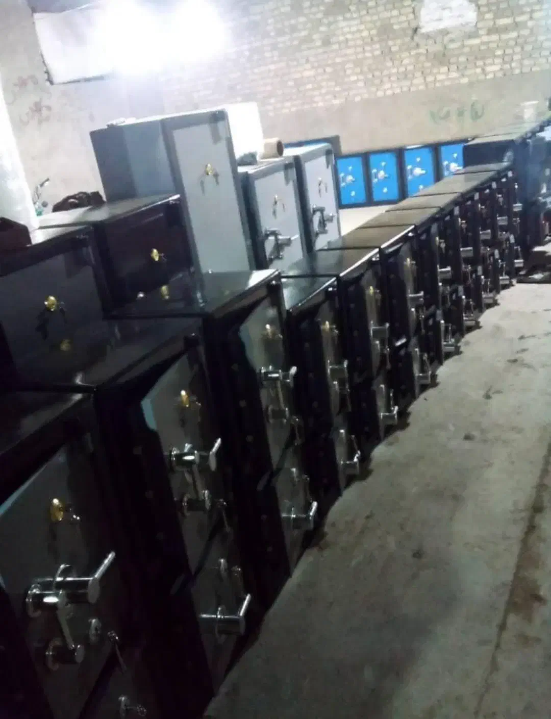 گاوصندوق گاو صندوق|ابزارآلات|مشهد, سرافرازان|دیوار