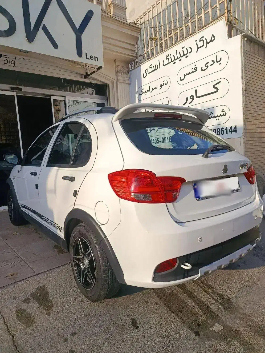 کوئیک r سفید مشکی عروسک|خودرو سواری و وانت|اراک, |دیوار