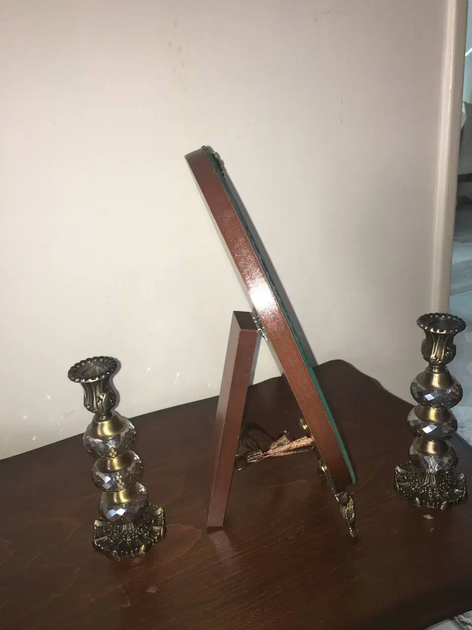 اینه و شمعدان|آینه|تهران, سلسبیل شمالی|دیوار