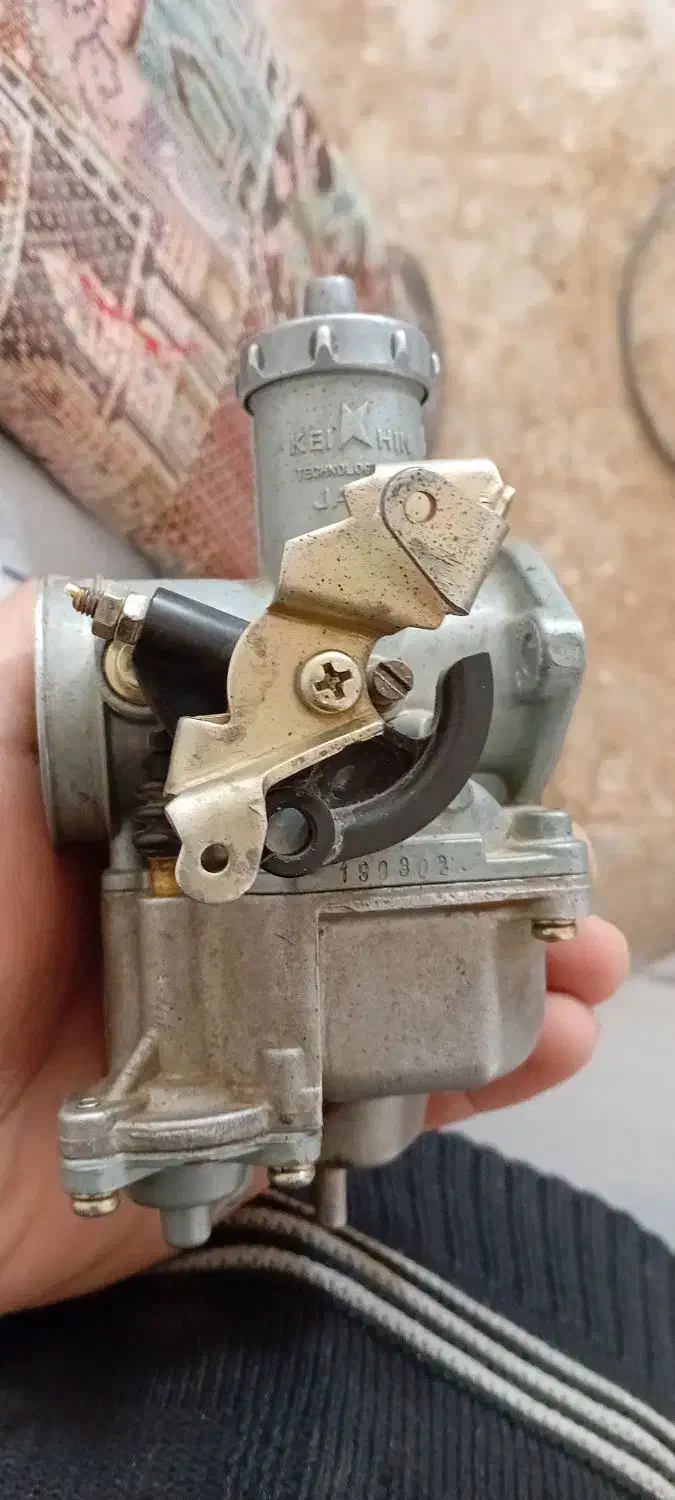 کاربرات شتاب|موتورسیکلت|تربت جام, جامی|دیوار