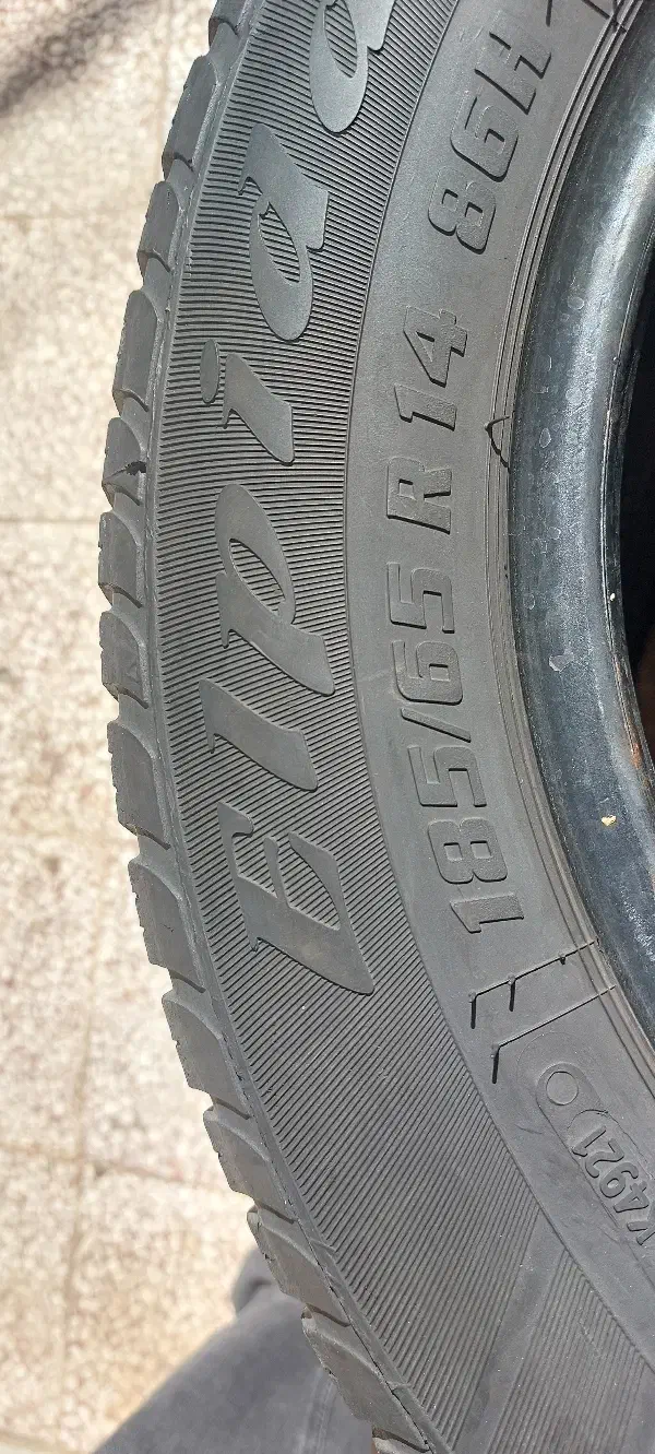 ۴حلقه لاستیک بارز 185/ 65R14|قطعات یدکی و لوازم جانبی|قم, حنیف نژاد|دیوار