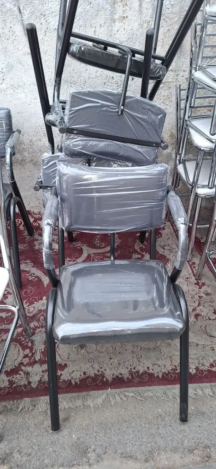 صندلی فلزی انتظار استار|میز و صندلی غذاخوری|تهران, هفده شهریور|دیوار