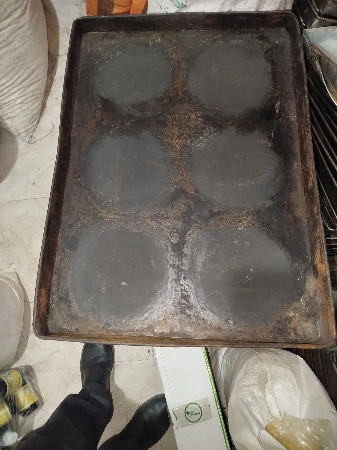 دیس سیاه گالوانیزه|کافیشاپ و رستوران|تبریز, |دیوار