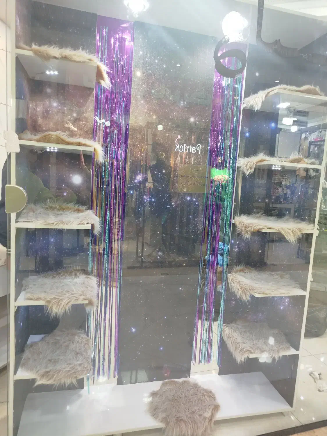 ویترین،قفسه|فروشگاه و مغازه|لاهیجان, انقلاب|دیوار