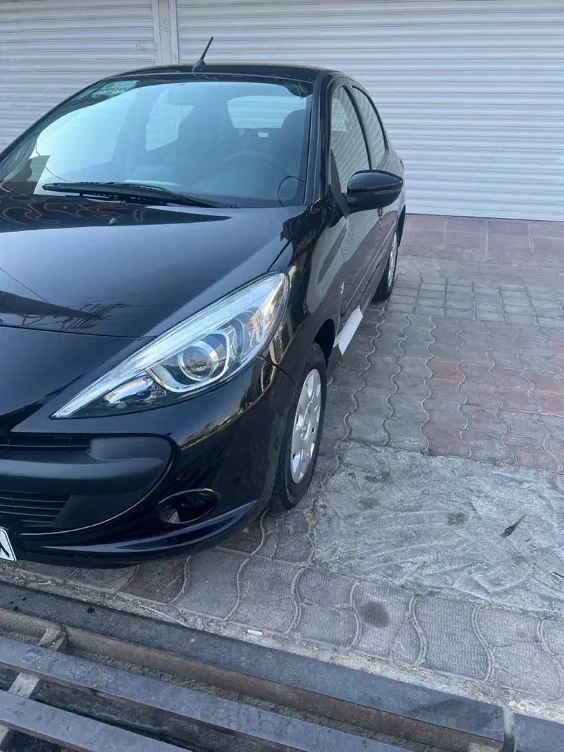 ۲۰۷مدل ۴۰۲خشک عالی|خودرو سواری و وانت|بوشهر, |دیوار