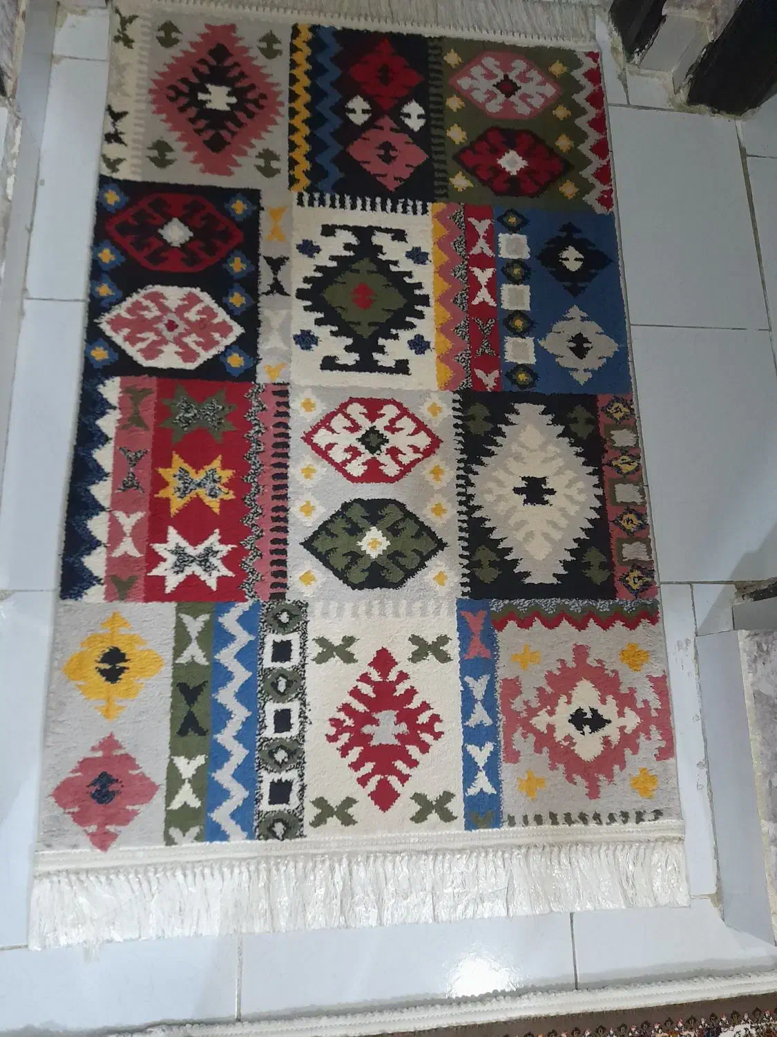 درحد نو|فرش|هشتگرد, فاز ۱ مهستان|دیوار