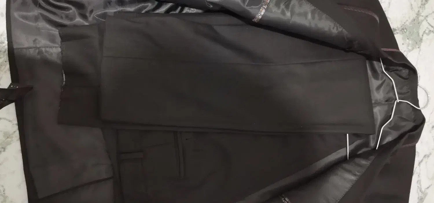 کت وشلواروکراوات|لباس|دامغان, |دیوار