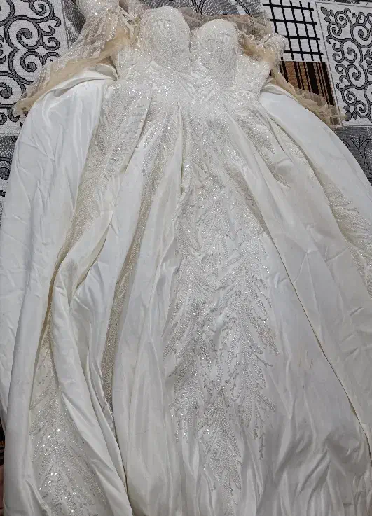 لباس عروس|لباس|خرم‌آباد, |دیوار