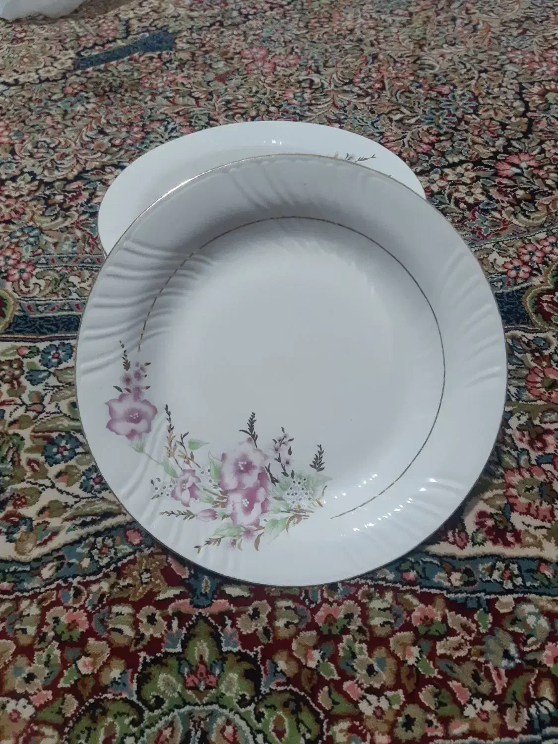 یک دست خورشت خوری کاملا سالم|ظروف سرو و پذیرایی|سنندج, |دیوار