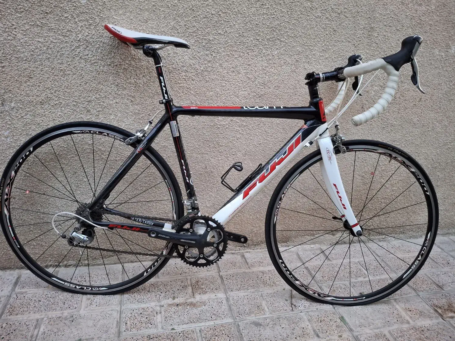 دوچرخه جاده کورسی|دوچرخه، اسکیت، اسکوتر|کرج, اصفهانیها|دیوار