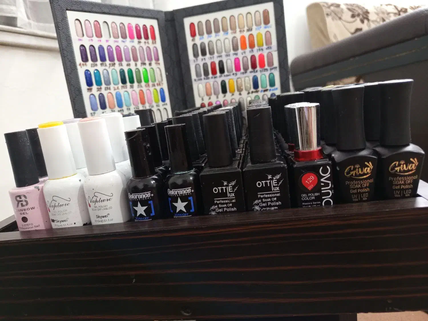 لاکژل در حد نو 90عدد2500|خدمات آرایشگری و زیبایی|شاهینشهر, شهرک گلدیس|دیوار