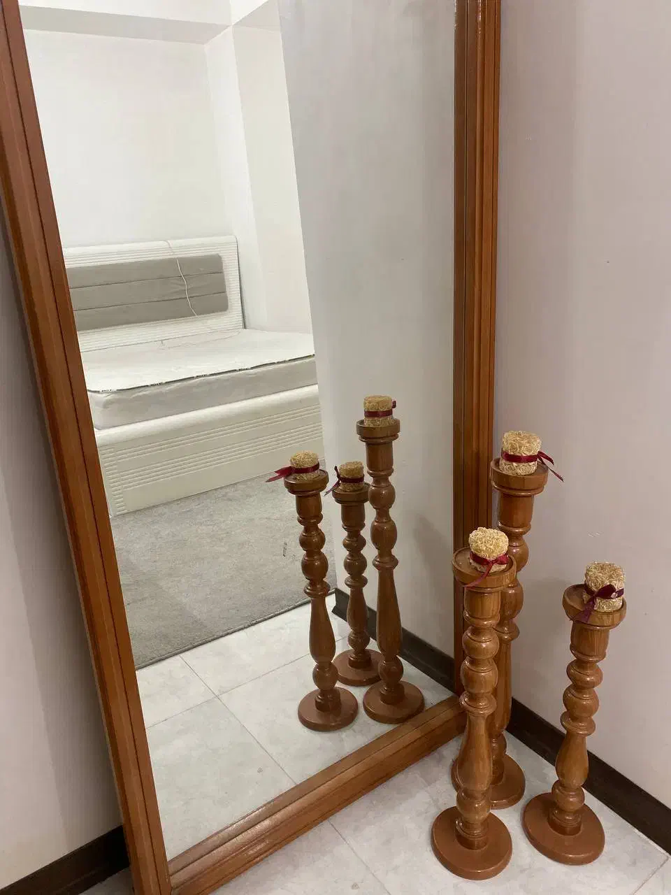 کنسول چوبی دو کشوعه به همراه اینه و شمع دان|بوفه، ویترین، کنسول|قم, پردیسان|دیوار