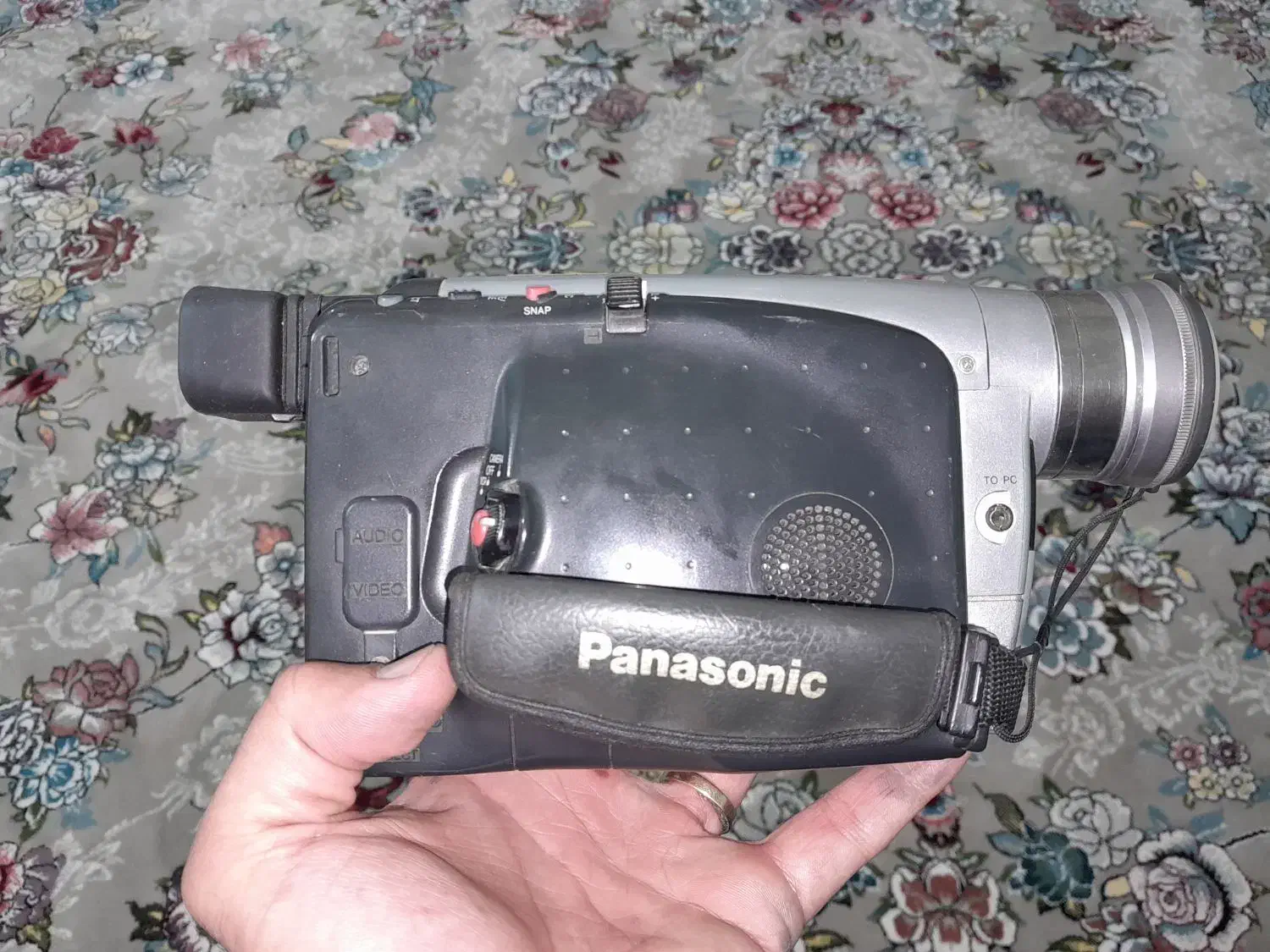 دوربین پاناسونیک قدیمی  در سلامت کامل وسایل تکمیل|دوربین عکاسی و فیلم‌برداری|کامیاران, |دیوار