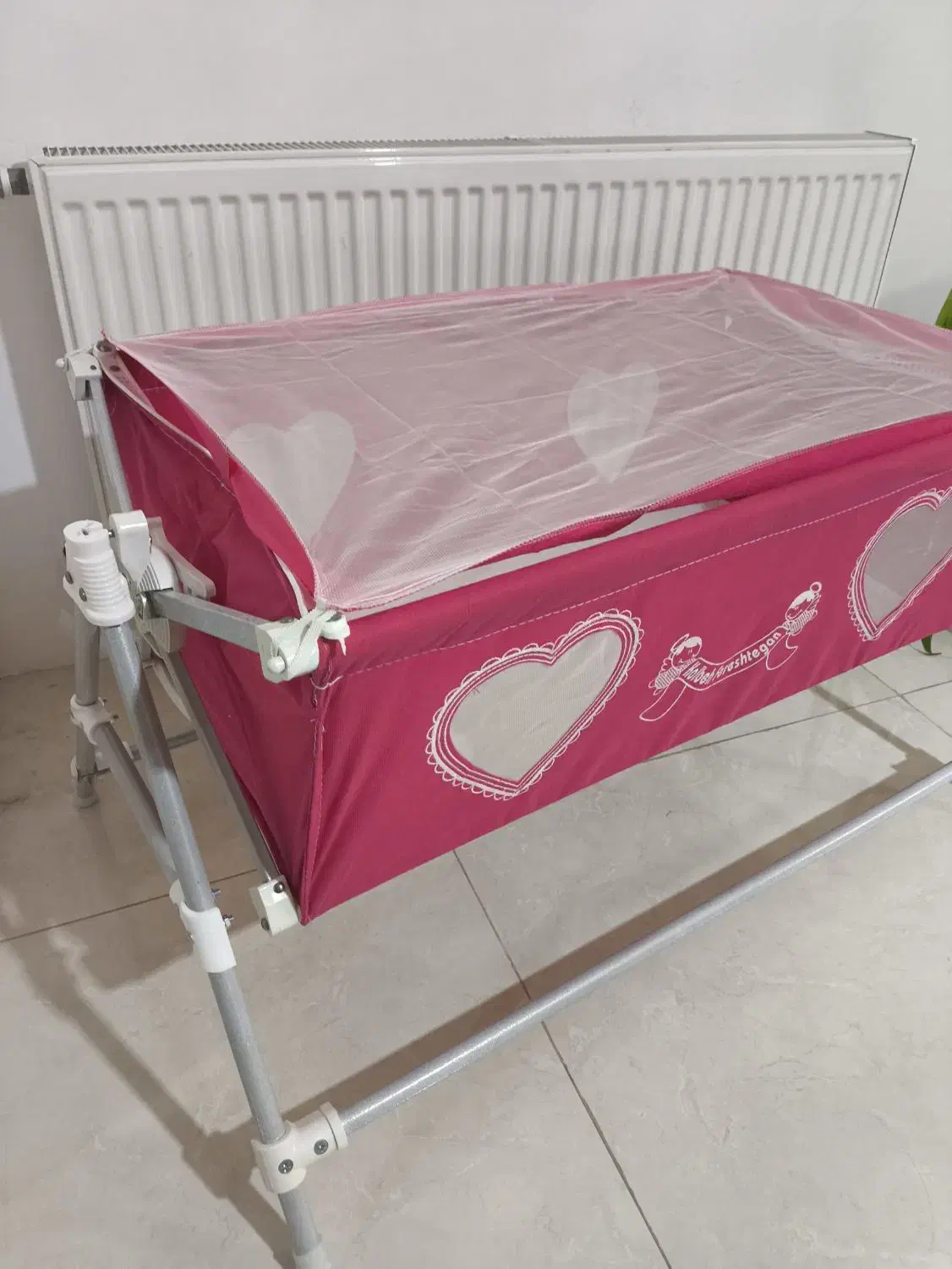 گهواره نوزاد نو نو|تخت و صندلی بچه|گنبد کاووس, |دیوار