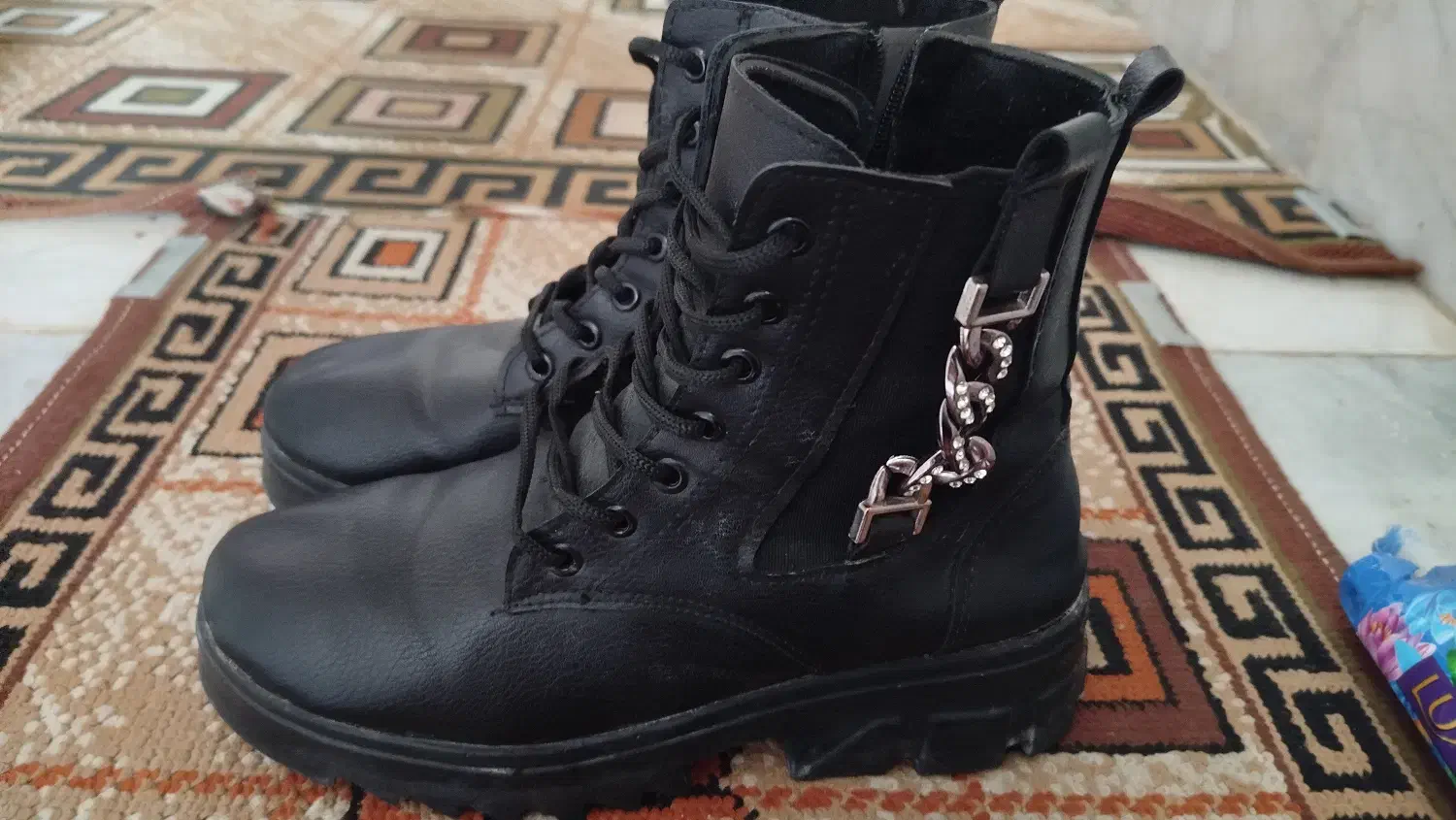 نیم بوت سایز 37|کیف، کفش، کمربند|تربتحیدریه, پیشکوه|دیوار