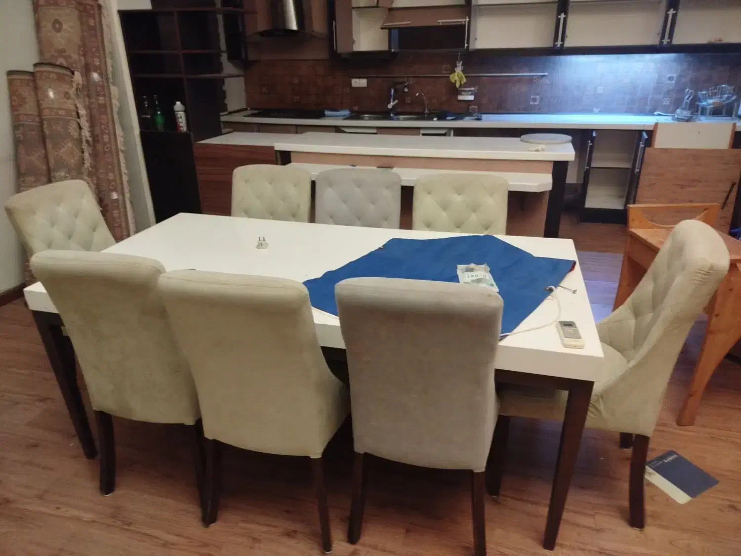 مبل و صندلی|مبلمان خانگی و میز عسلی|کیش, |دیوار