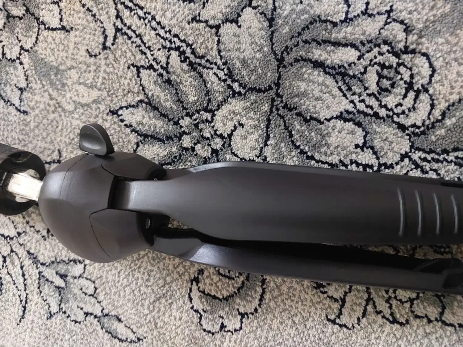 سه پایه موبایل سالم|دوربین عکاسی و فیلم‌برداری|کاشان, شهرک ۲۲ بهمن|دیوار