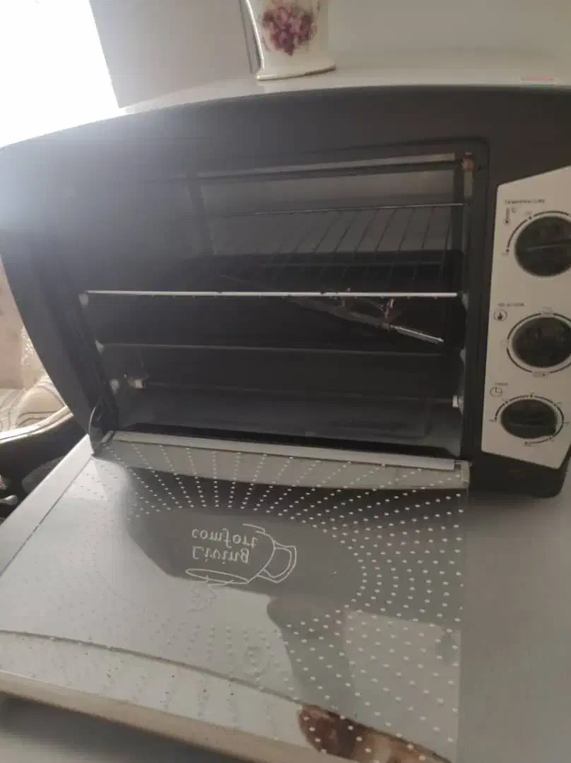 اون توستر کاملا سالم فروش به علت مهاجرت|اجاق گاز و لوازم برقی پخت‌وپز|تهران, نازی‌آباد|دیوار