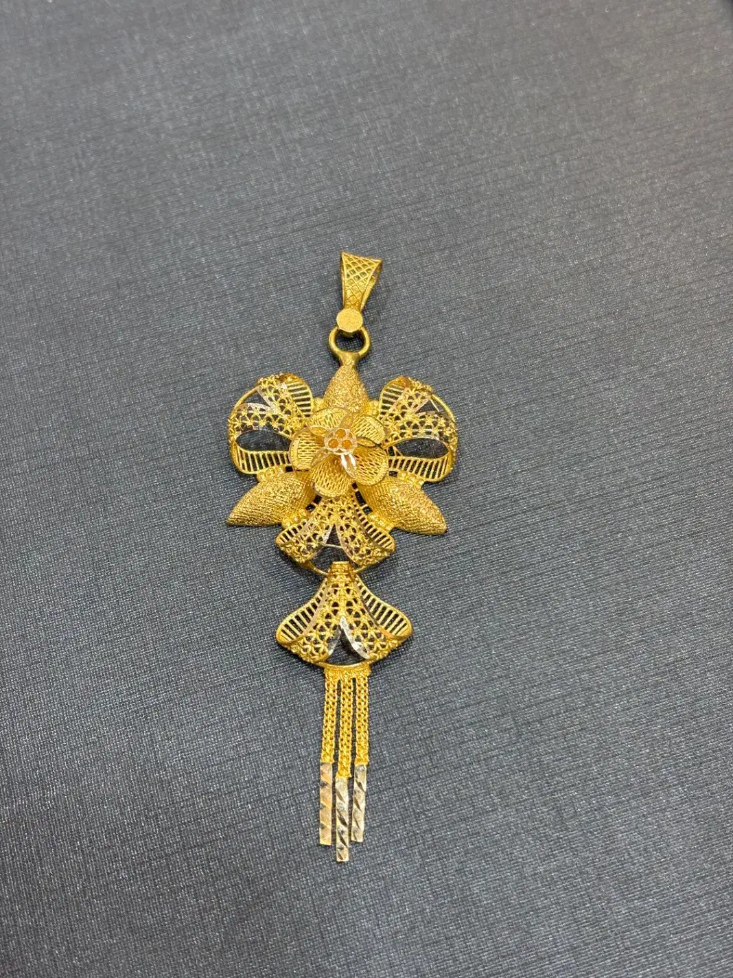 مدال گل طلا دارای فاکتور|جواهرات|سقز, |دیوار