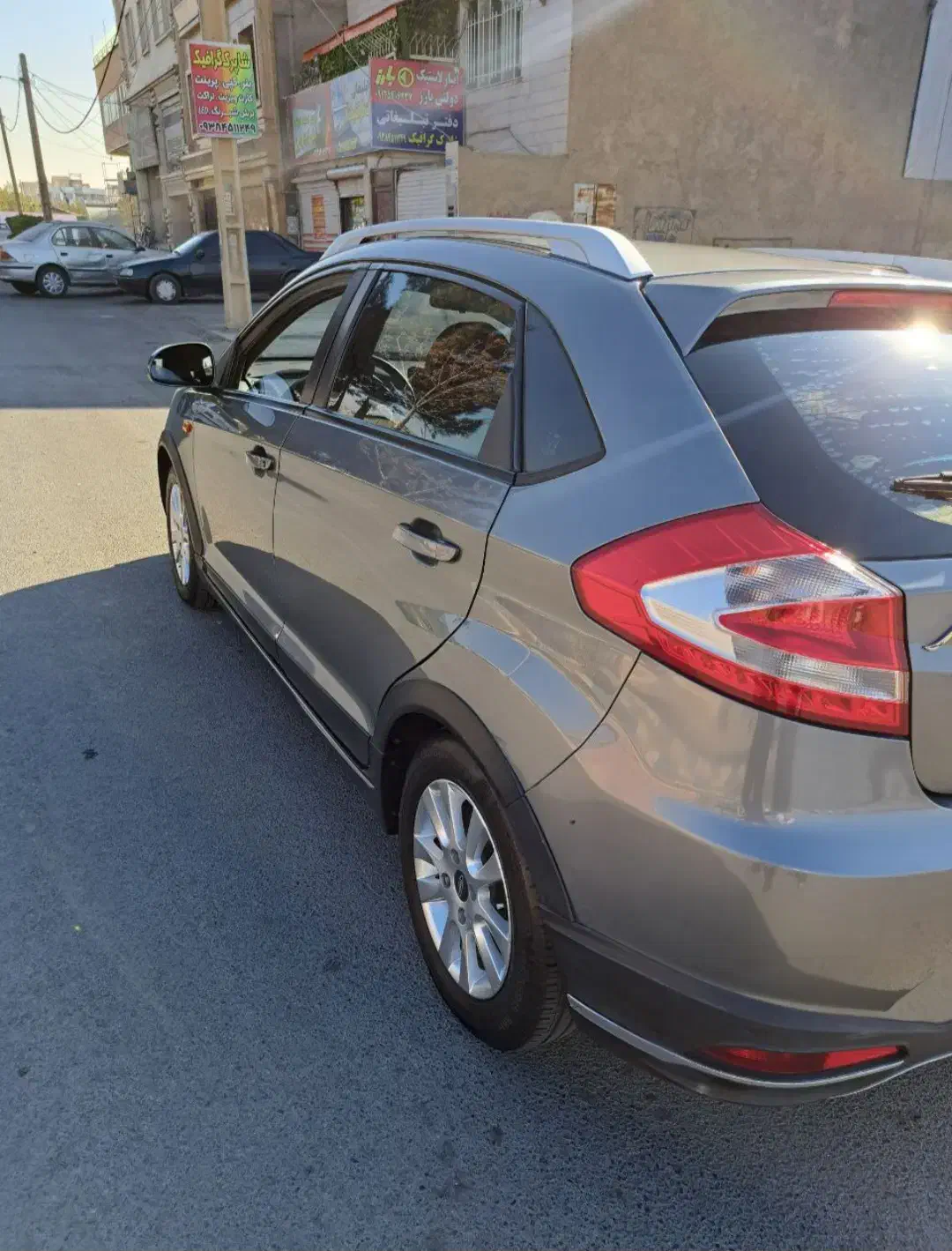 ام وی ام ۳۱۵ مدل ۹۸|خودرو سواری و وانت|شهریار, شهرک وائین|دیوار