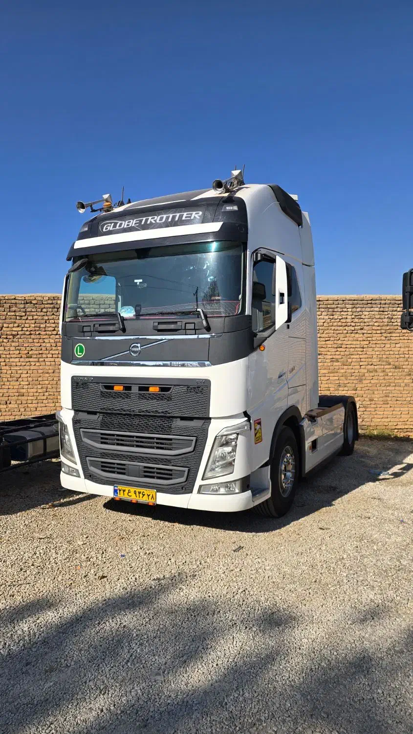 ولوو اف اچ ۵۰۰ FH500 2021 کارکرد ۷۰۰ سه خط|خودرو سنگین|اسلام‌شهر, ملک‌آباد|دیوار