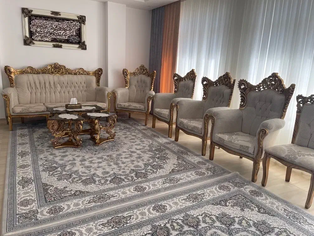 مبل سلطنتی|مبلمان خانگی و میز عسلی|رزن, |دیوار