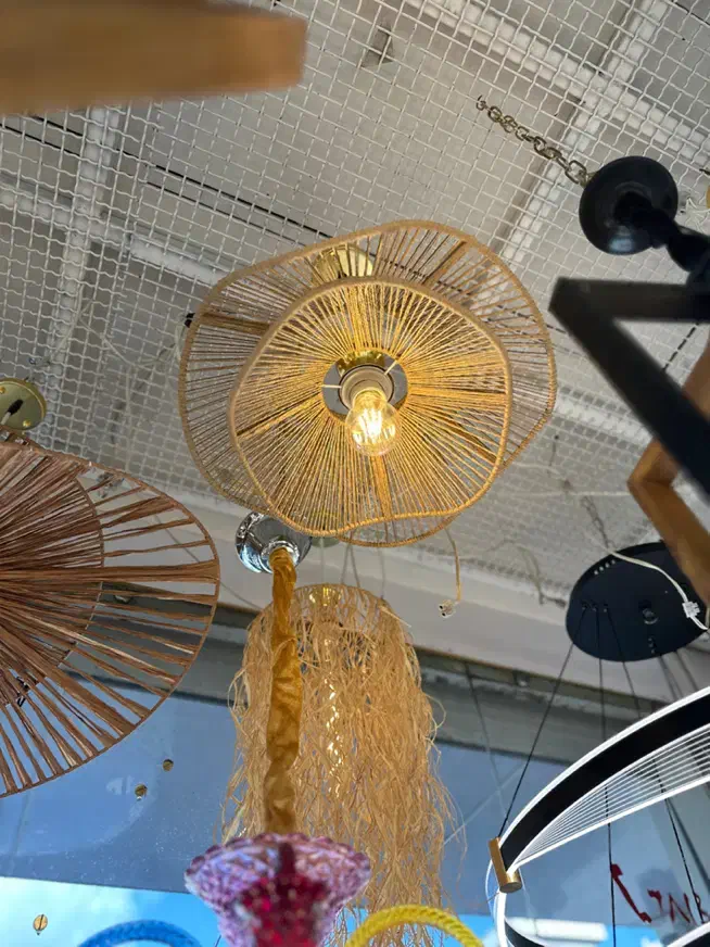 لوستر رافیا اقتصادی|لوستر و چراغ آویز|شیراز, گلکوب|دیوار