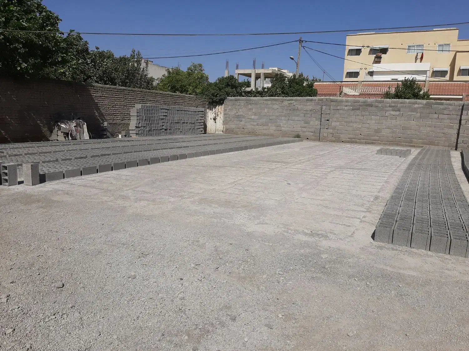 استخدام بنا بلوک زن دیواری|استخدام صنعتی، فنی، مهندسی|گنبد کاووس, |دیوار