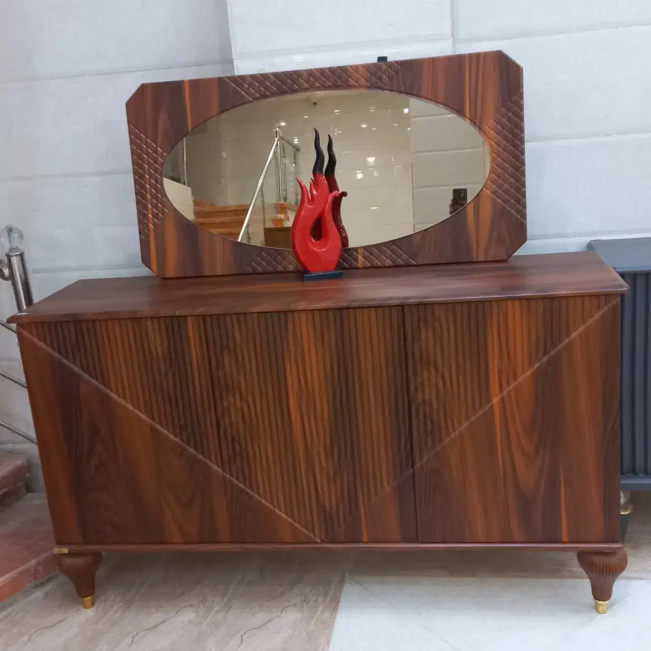 تعدادی اجناس به دلیل تغییر شغل|بوفه، ویترین، کنسول|میبد, |دیوار