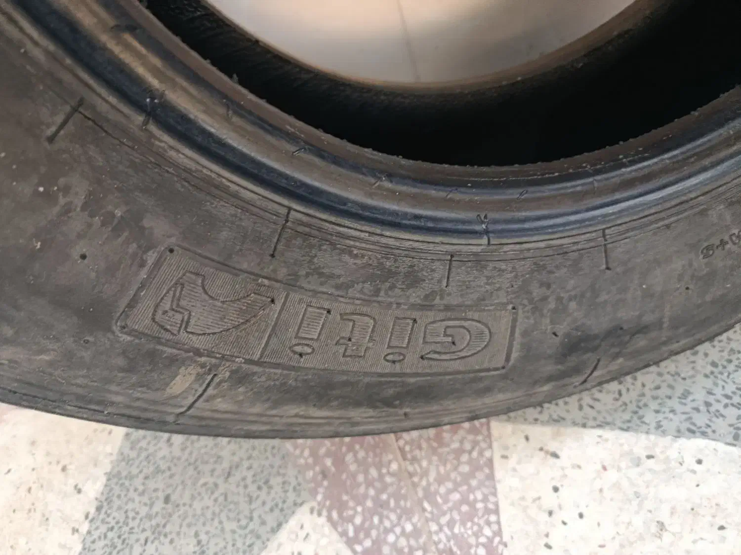 لاستیک Giti.205دست دوم 50درصد.|قطعات یدکی و لوازم جانبی|فسا, |دیوار