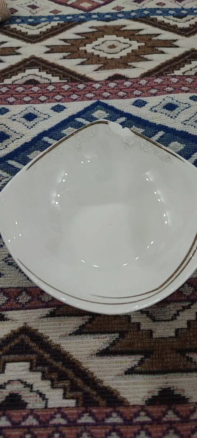 سرویس چینی فلورانس ایتالیایی ۱۲ نفره|ظروف سرو و پذیرایی|مشهد, چهارچشمه|دیوار