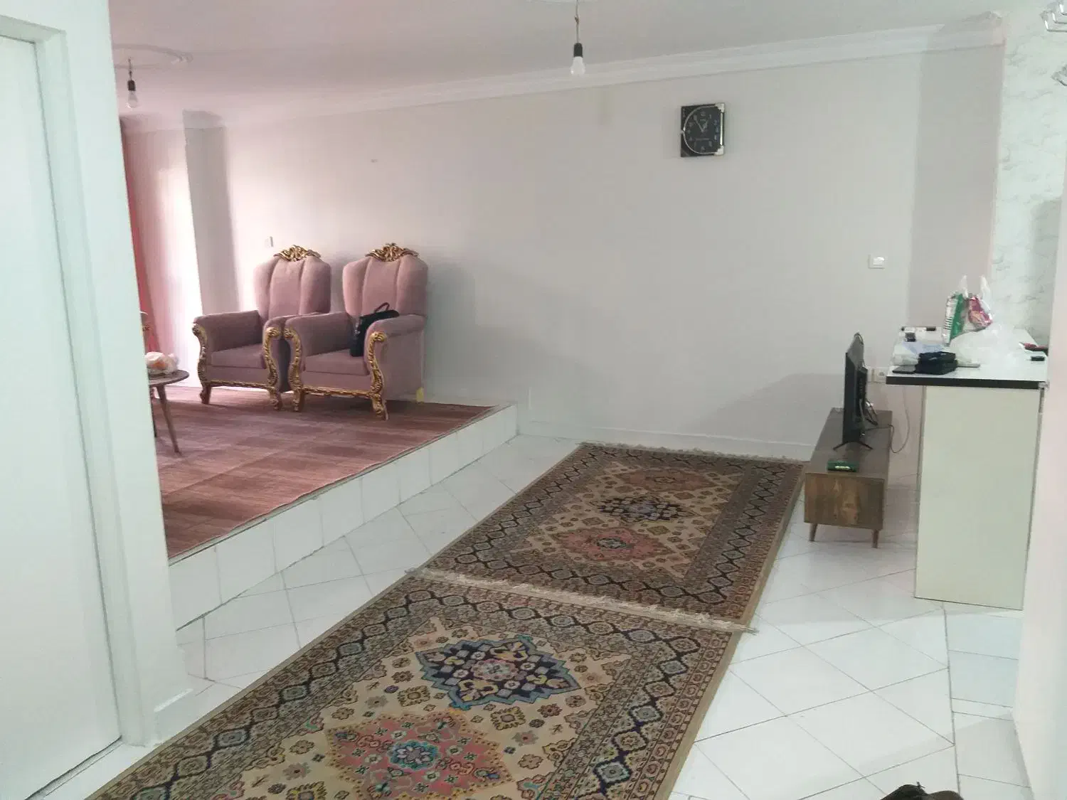 55 متر موقیعت اداری و مسکونی بر بلوار گلاب|فروش دفتر کار، اتاق اداری، مطب|تهران, صادقیه|دیوار