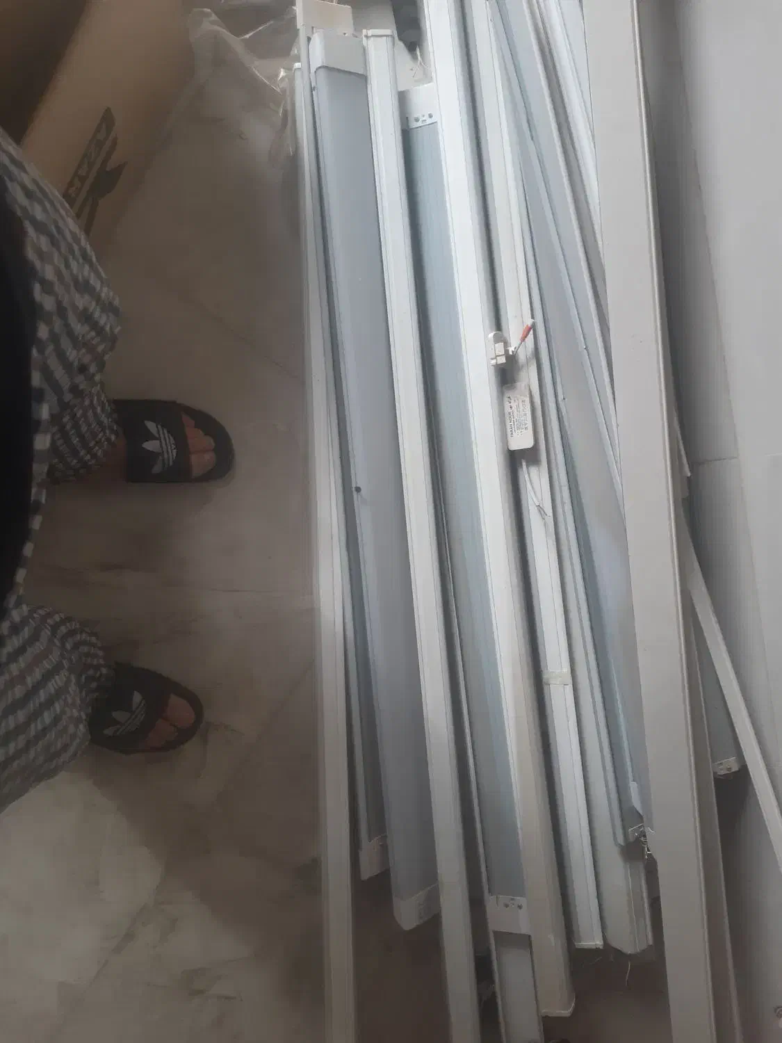 لامپ مهتابی خطی|لامپ و چراغ|تهران, افسریه جنوبی|دیوار