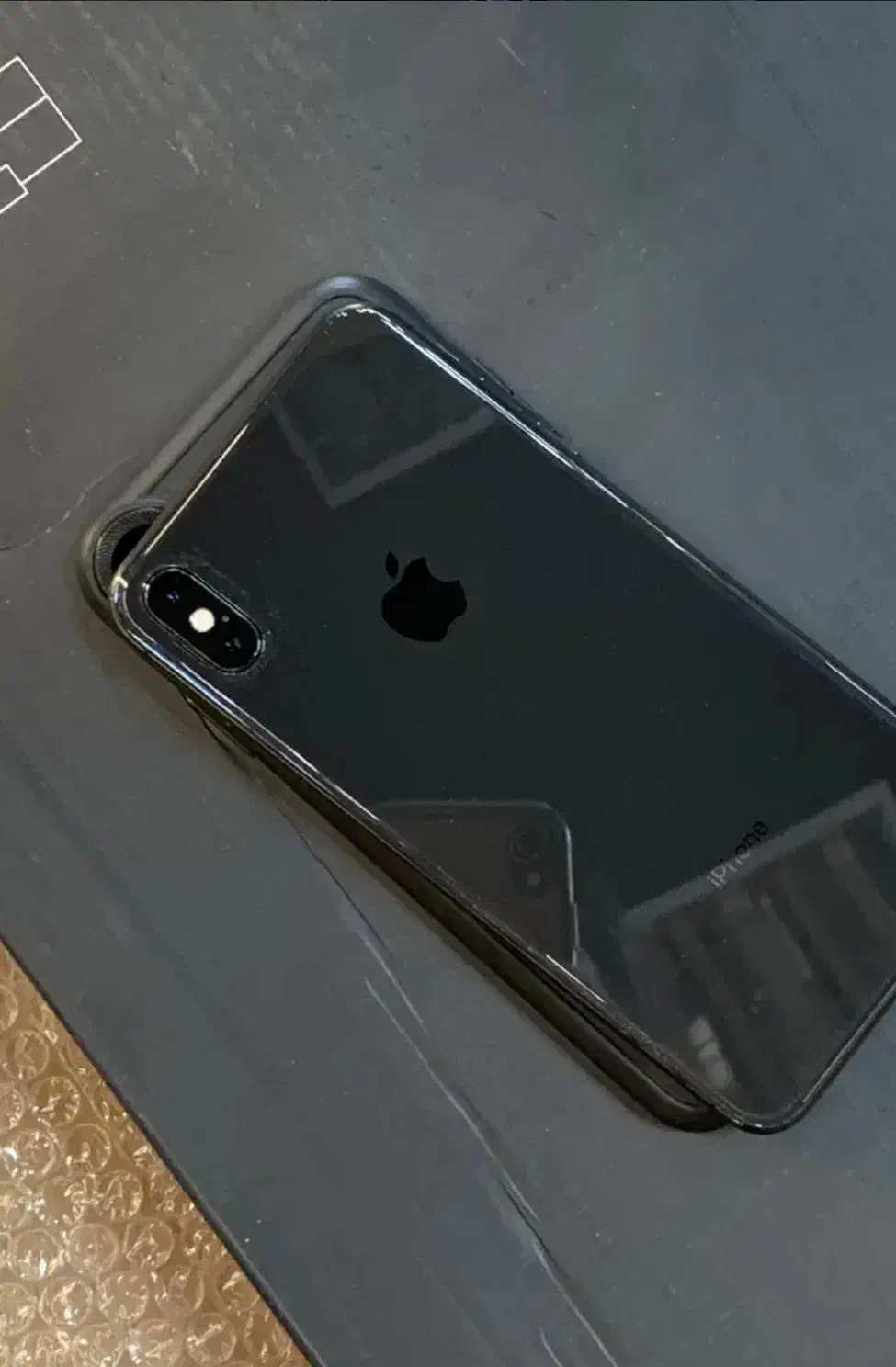 IPhone xs|موبایل|مشهد, عنصری|دیوار