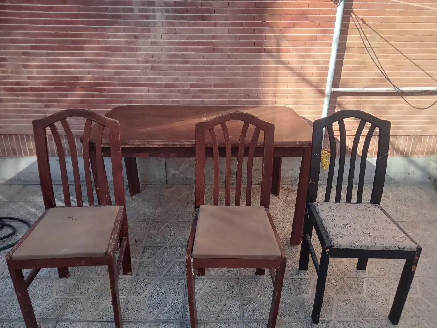 میز و صندلی چوبی اصل|میز و صندلی غذاخوری|کرمانشاه, |دیوار