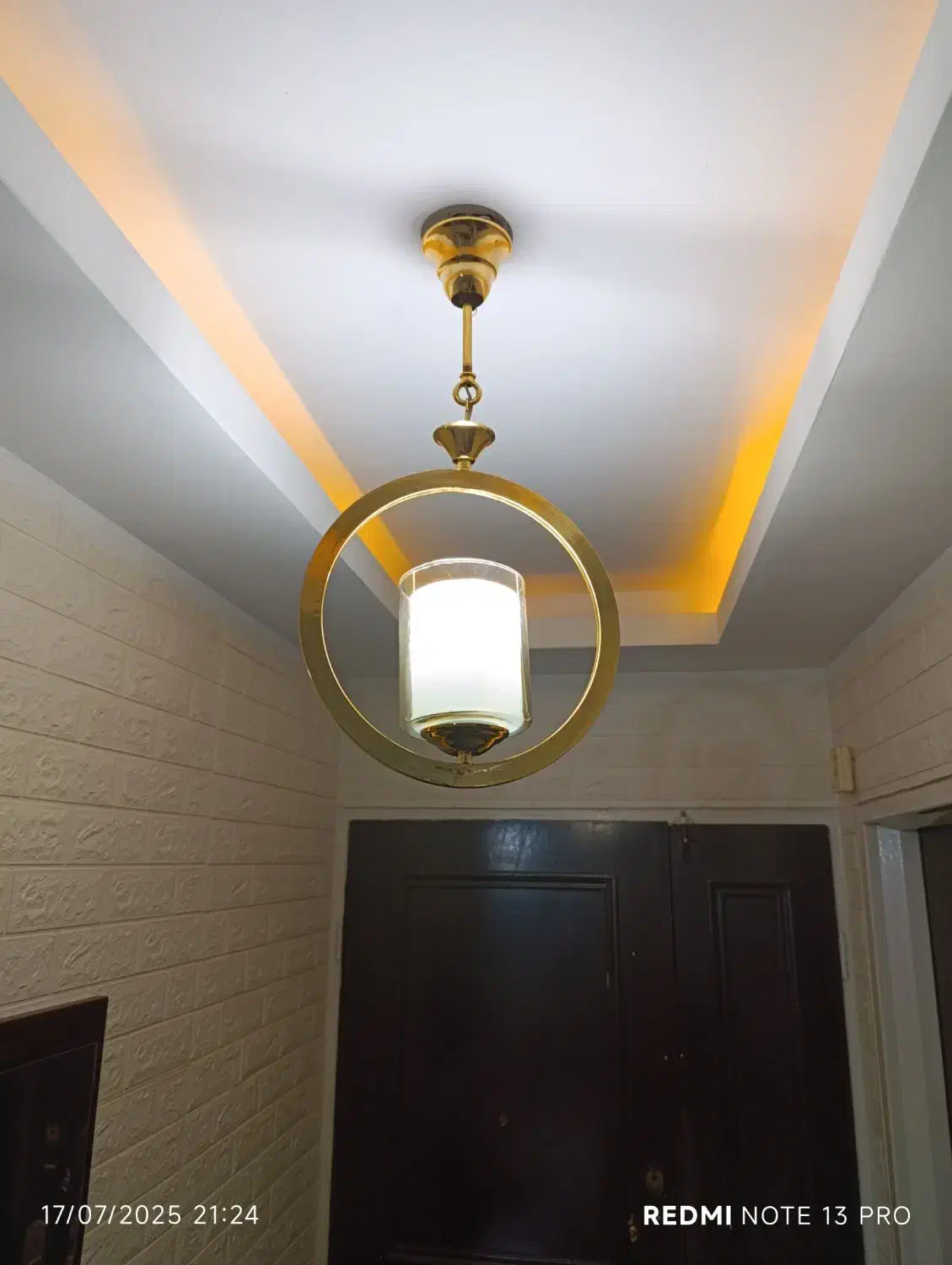 لوستر تک شاخه|لوستر و چراغ آویز|تهران, سلسبیل شمالی|دیوار