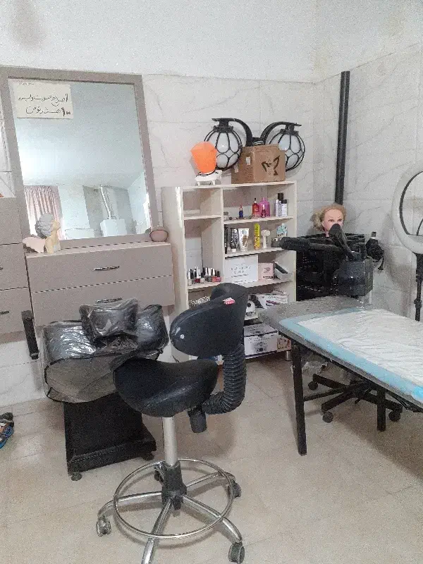 فروش صفر تا صد وسایل آرایشگاه در حد نو|آرایشگاه و سالنهای زیبایی|قیدار, |دیوار