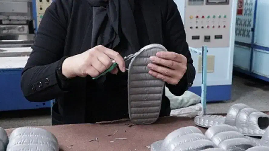 استخدام کارگر ساده تولید / اپراتور تولید (آقا)|استخدام صنعتی، فنی، مهندسی|قم, خداکرم|دیوار