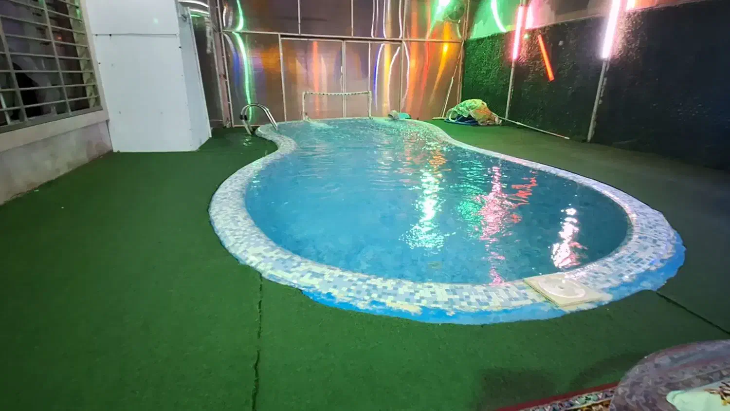 اجاره ویلا|اجارهٔ کوتاهمدت ویلا و باغ|رامجین, |دیوار