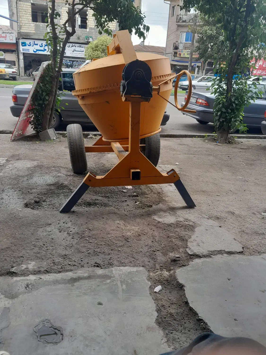 تجهیزات ساختمانی بتونیر بالابر قالب ستون جک وغیره|مصالح و تجهیزات ساختمان|رشت, معلولین|دیوار