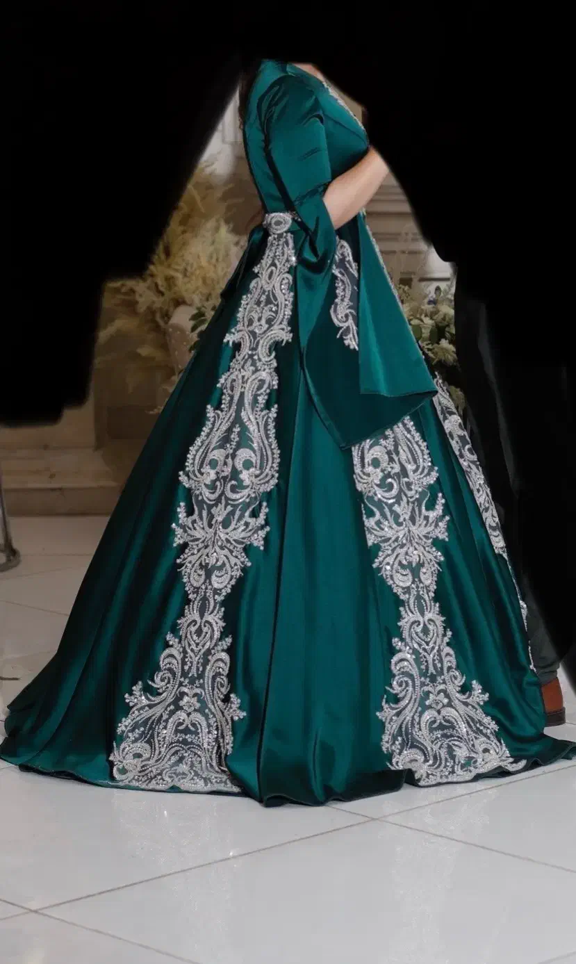 لباس حنابندانی|لباس|همدان, |دیوار