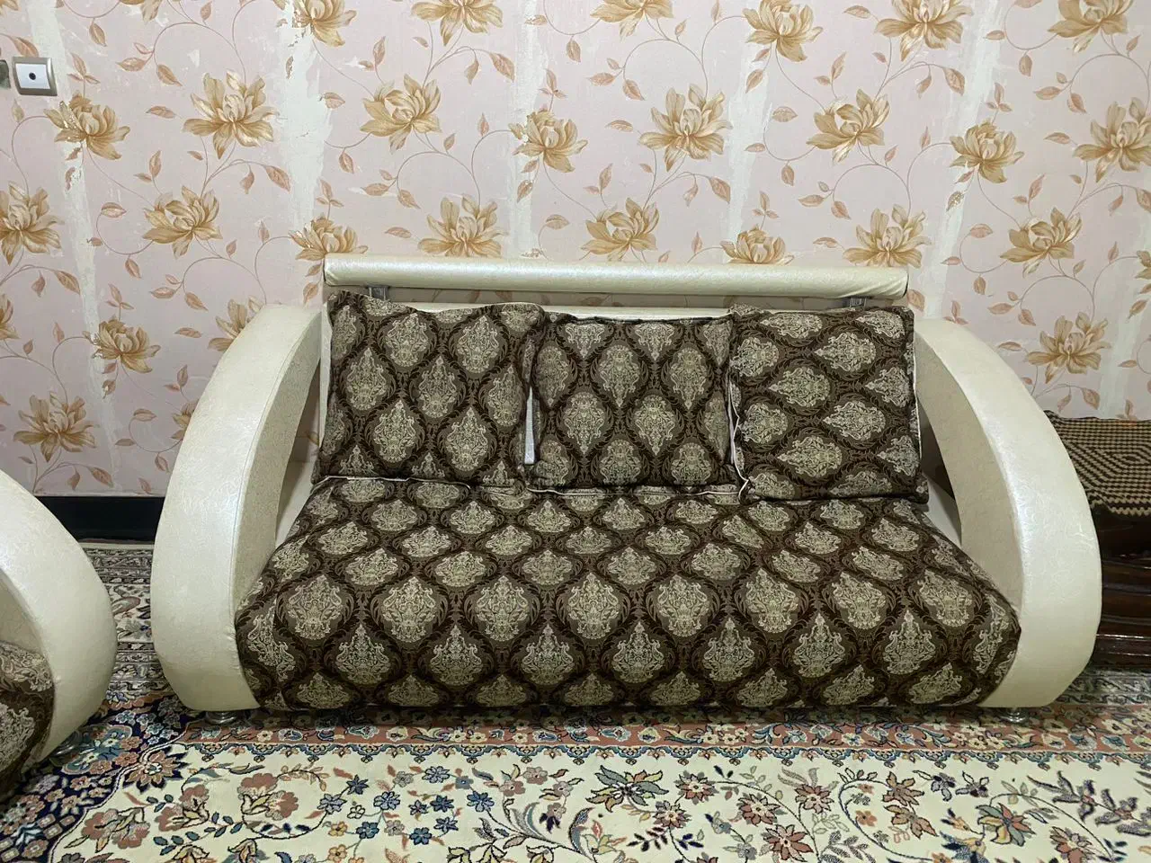 مبل شیک راحت|مبلمان خانگی و میز عسلی|یاسوج, |دیوار