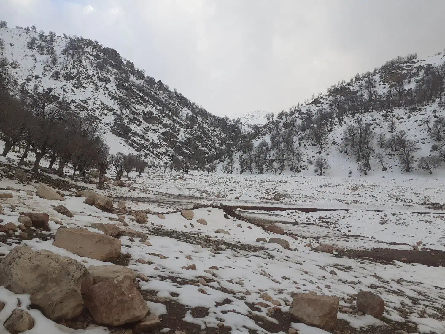 پ ی د ا ش د ه|اشیا|دزفول, |دیوار