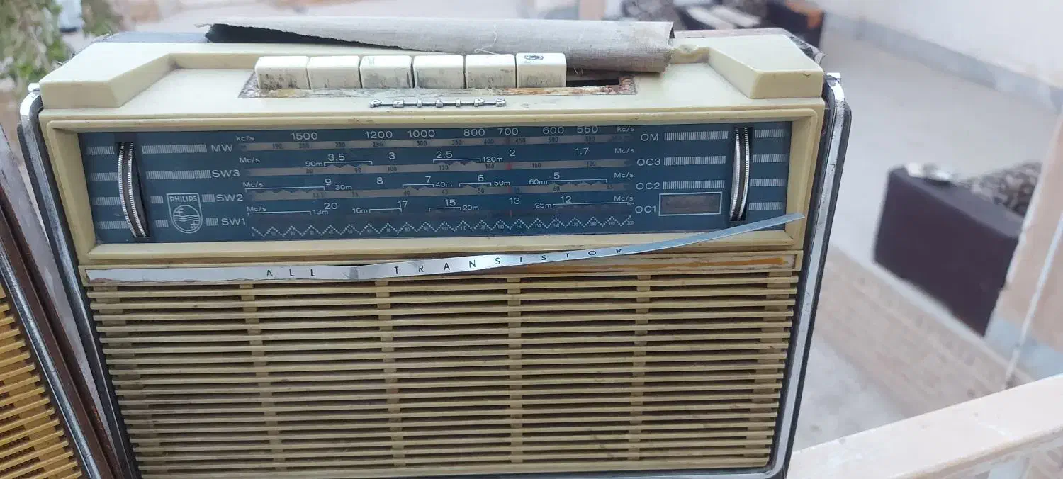 رادیو|کلکسیون اشیاء عتیقه|یزد, |دیوار