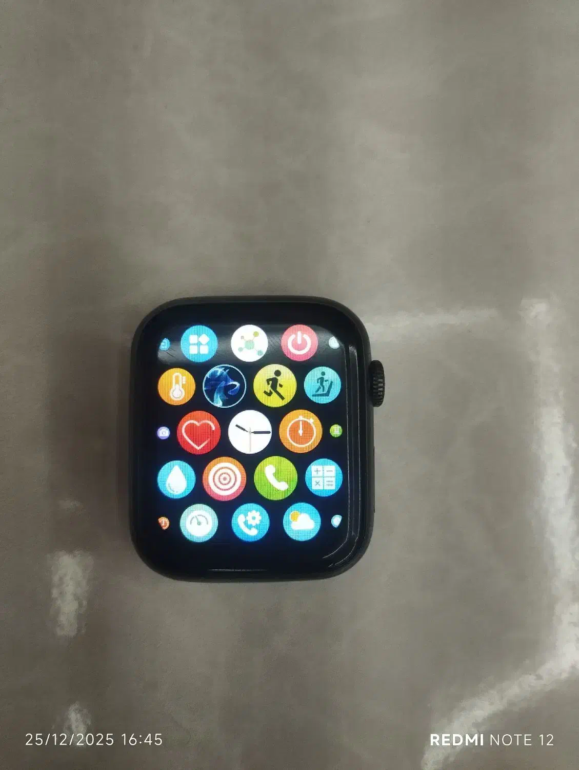 ساعت هوشمند|ساعت|میانه, |دیوار