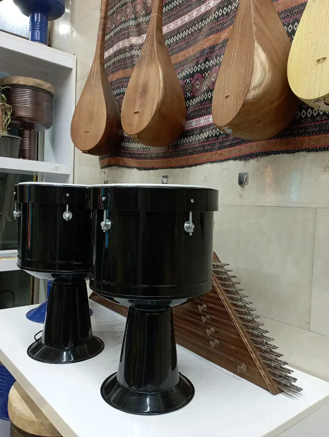 ضرب بوشهری قابل کوک و رگلاژ|سازهای سنتی|شیروان (خراسان), |دیوار