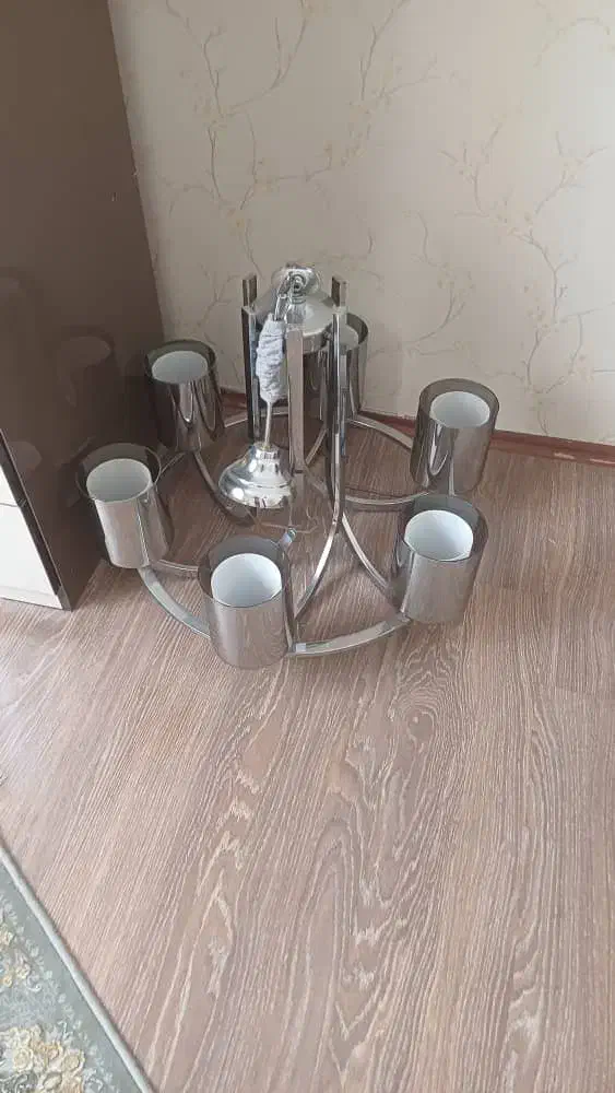 یک عدد لوستر 6شاخه به فروش می‌رسد|لوستر و چراغ آویز|پرند, فاز ۵|دیوار