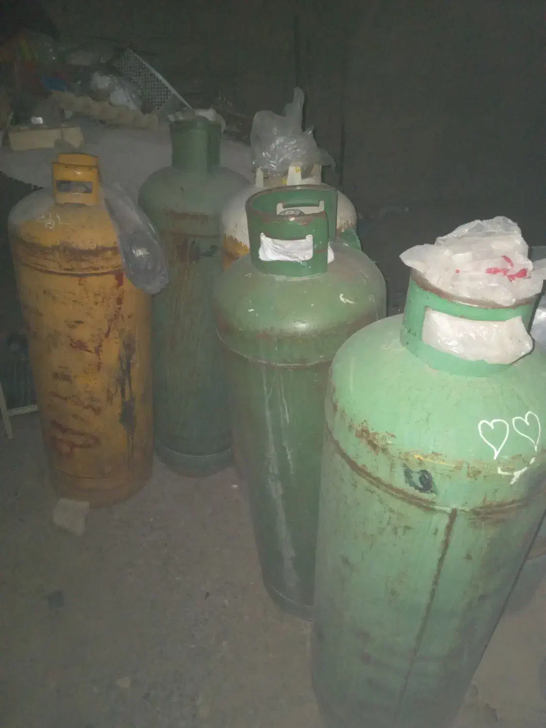 پنج عدد کپسول گاز 50کیلویی|اجاق گاز و لوازم برقی پختوپز|زهک, |دیوار